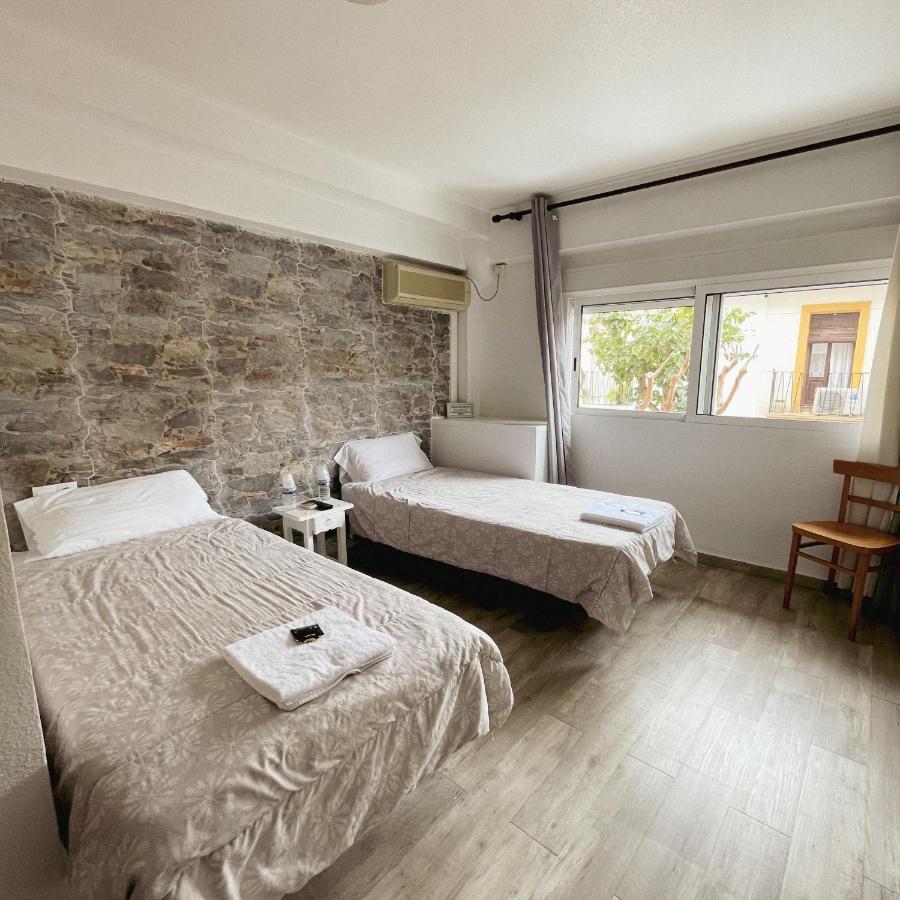 Hostal Monreal San Juan  Exterior photo
