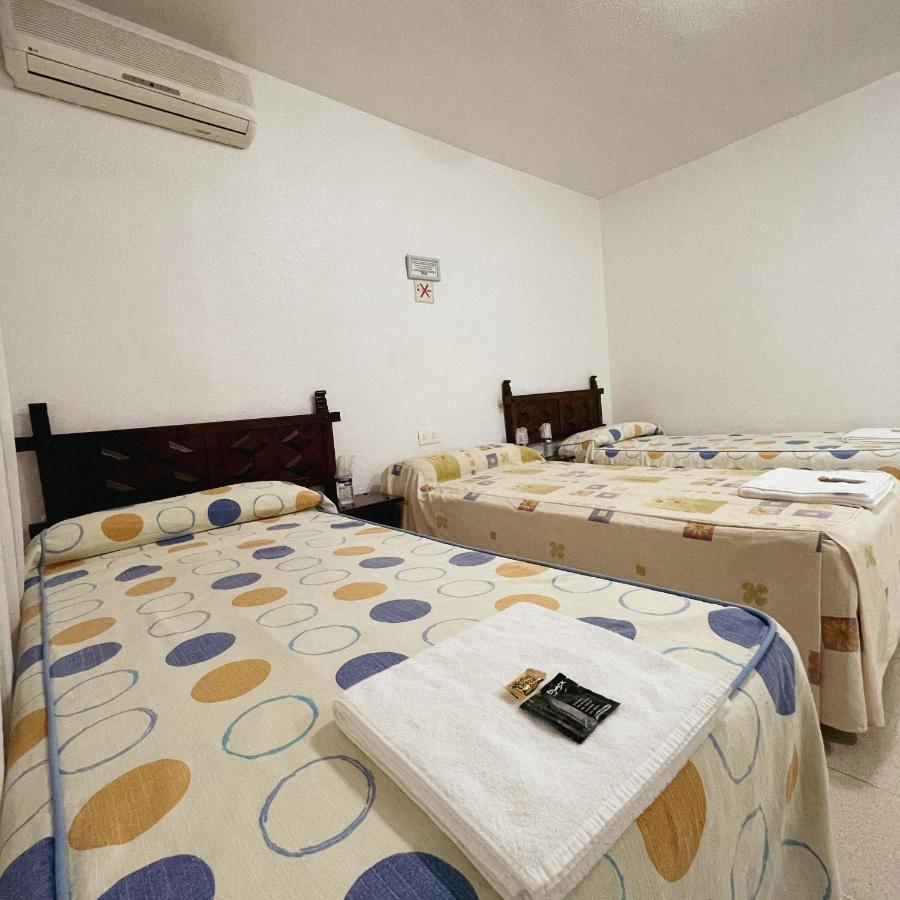 Hostal Monreal San Juan  Exterior photo